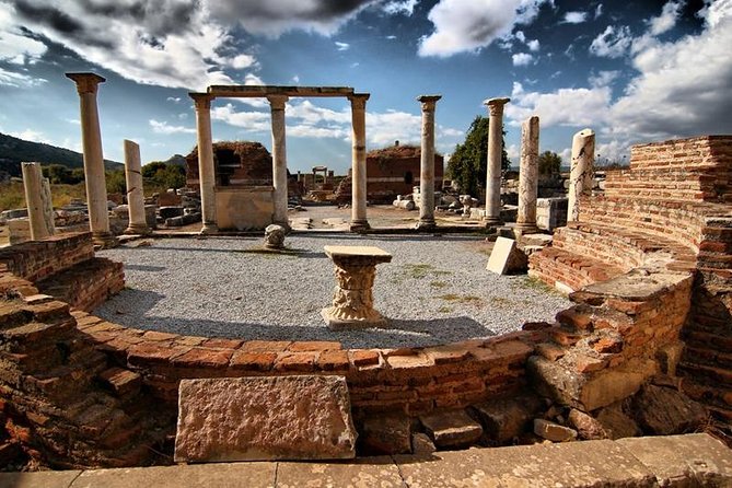 Kuşadası Limanı'ndan Efes'e, Selçuk Müzesi, Şirince Köyü, Artemis Tapınağı