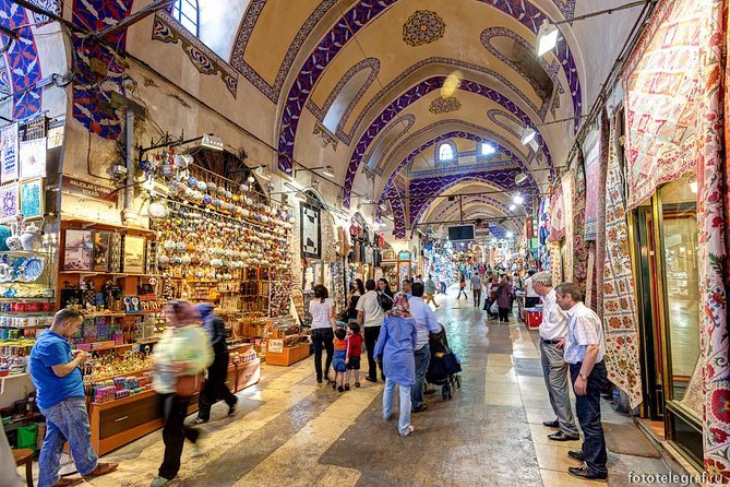 Recorrido a pie por las reliquias otomanas en Estambul