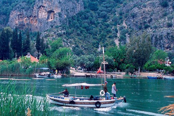 Trasferimenti DLM dall'aeroporto di Dalaman agli hotel di Dalyan