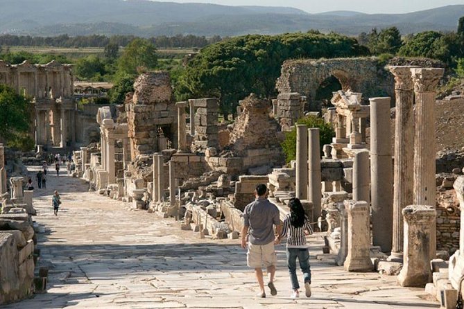 Kuşadası / Selçuk Otelleri'nden Efes Küçük Grup Turu