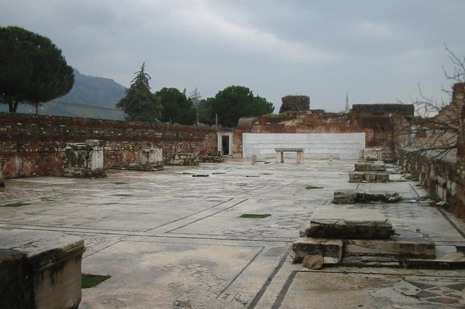 Kadifekale Kalesi Asansor Beth İsrail Sinagogu ile İzmir ve Sardes Yahudi Mirası Turu Dario Moreno Sokağı Ev Havra Sokağı