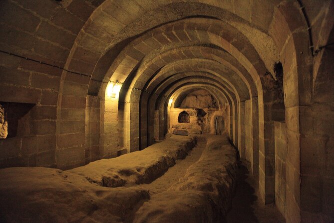 Tour privado de medio día de Capadocia con guía turístico