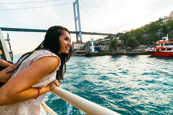 Istanbul: tour hop on hop off sul Bosforo