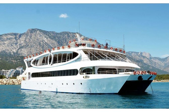 Luxurious Catamaran Boat Trip in Kemer