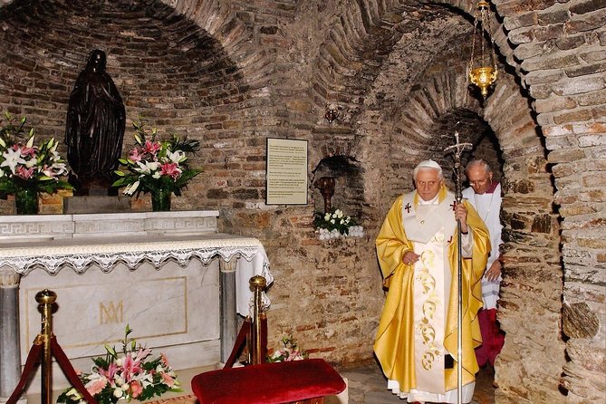 Visite privée 9: visite d'une journée d'Ephèse et du village de Sirince avec déjeuner traditionnel