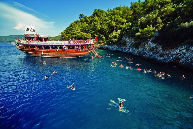 Kuşadası Tekne Turları Öğle Yemeği ve Alkolsüz İçecekler