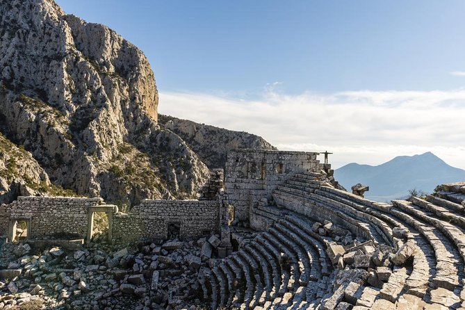 Visite privée : ville antique de Termessos et cascades de Duden