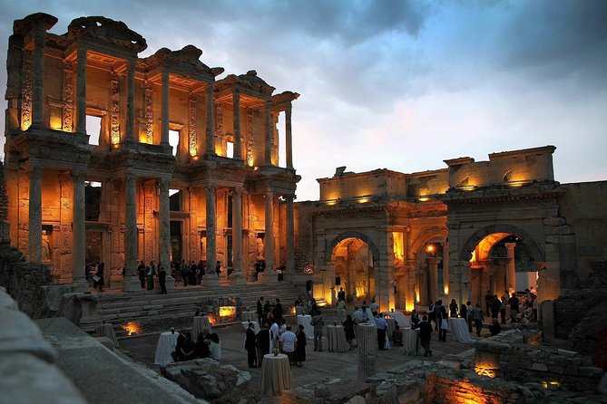 Visite quotidienne d'Ephèse avec départ de Pamukkale et retour à Selçuk.