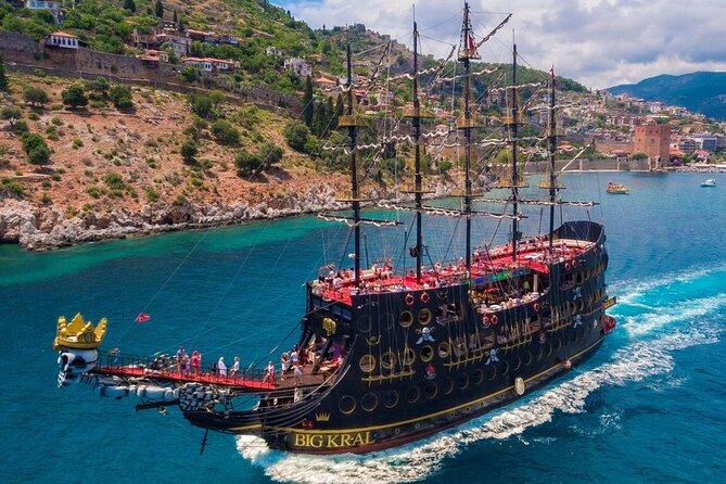 Excursion en bateau pirate de luxe Big King (Kral) au départ de Marmaris