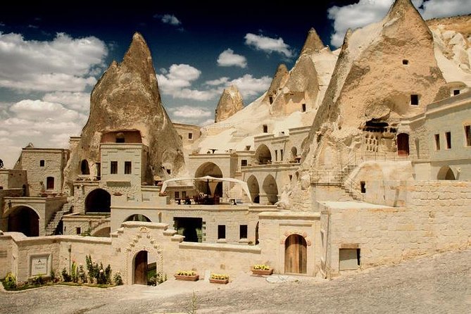 Visite rouge de la Cappadoce avec déjeuner