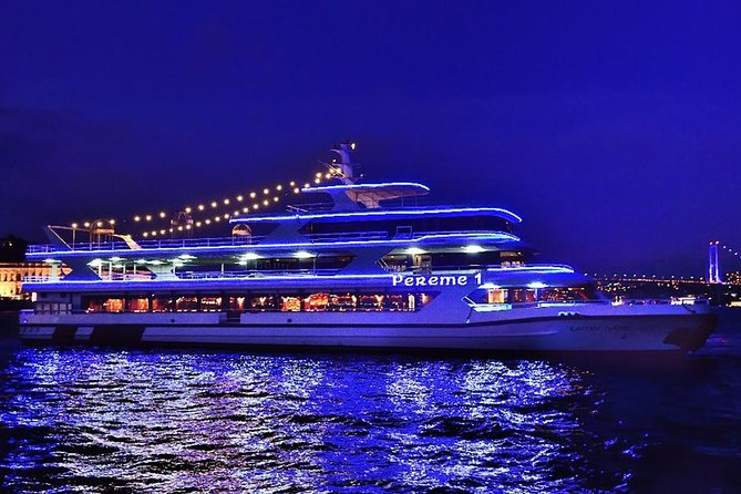 Dîner-croisière tout compris sur le Bosphore avec spectacle nocturne turc à Istanbul