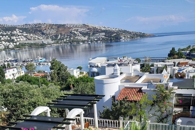 Transferts privés Izmir City ou Adnan Menderes Apt vers / depuis Bodrum Resort