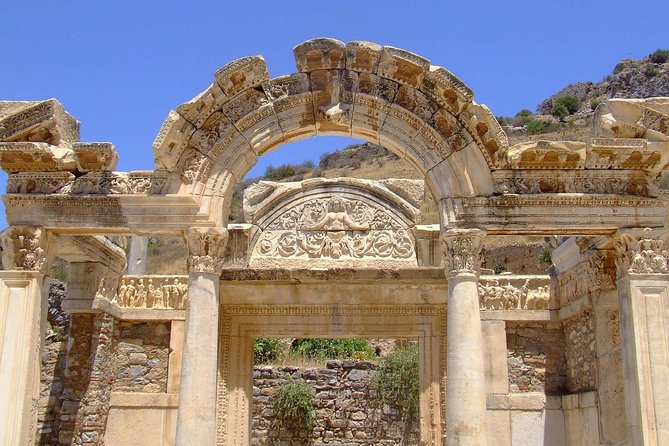 Excursion sur la côte d'Izmir : visite privée d'Éphèse et de la maison de la Vierge Marie