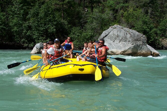 Belek'ten Köprülü Kanyon'da Ailece Rafting Gezisi