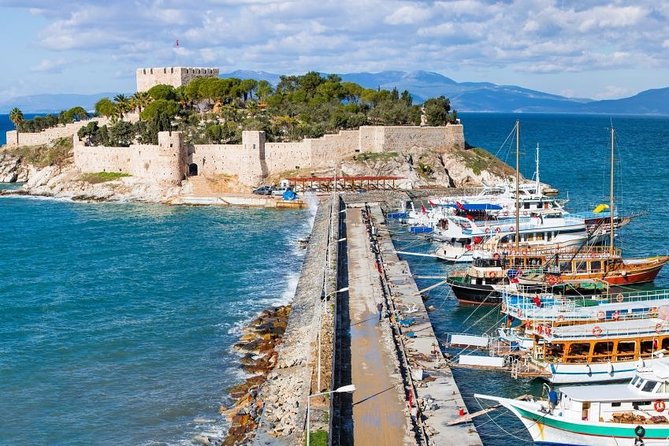 Gita in barca di un'intera giornata a Kusadasi, crociera sulle isole 3 baie pranzo e soste per il bagno