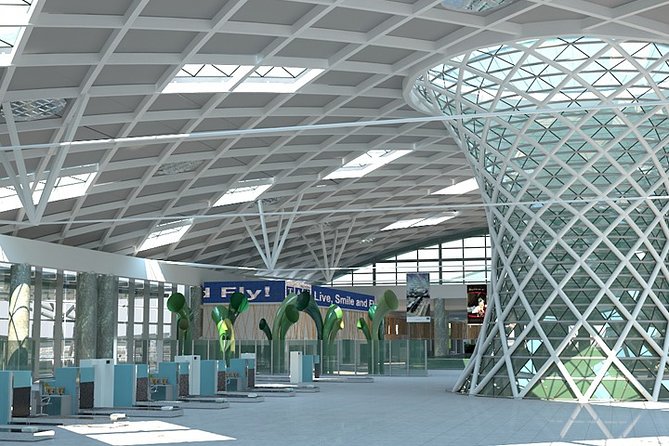 De l'aéroport ADB (Izmir) aux hôtels du centre-ville de Kusadasi