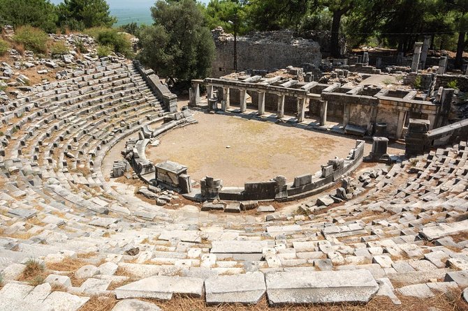 Öğle Yemeği ile Özel Rehberli Antik İyonya Turu