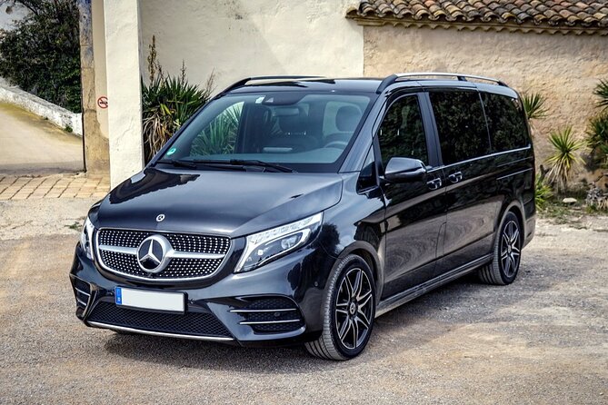 Private transfer: Antalya to Antalya Airport AYT in Luxury Van