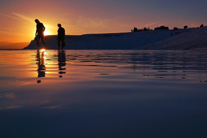 Tägliche geführte Pamukkale-Tour inklusive Abholung vom Flughafen Denizli