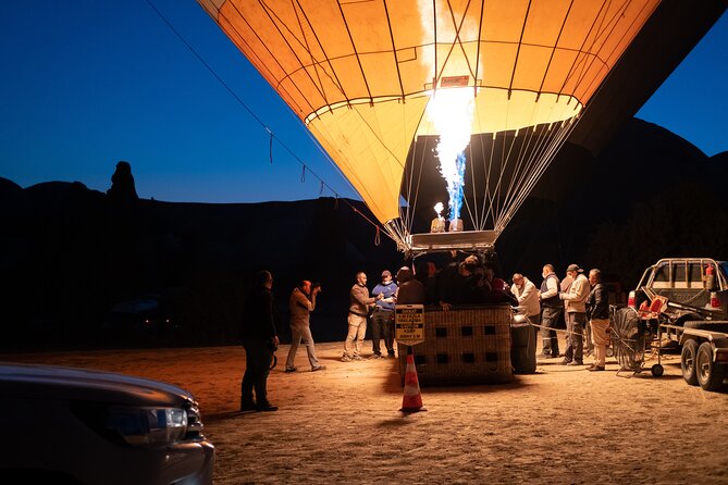 Paseo en globo aerostático en Capadocia para grupos pequeños