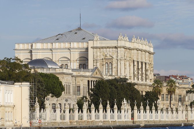 Dolmabahçe Sarayı ve Lüks Ulaşım Dahil İstanbul Küçük Grup Turu