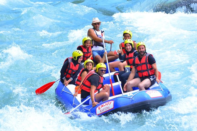 Rafting en aguas bravas del cañón Koprulu en Antalya