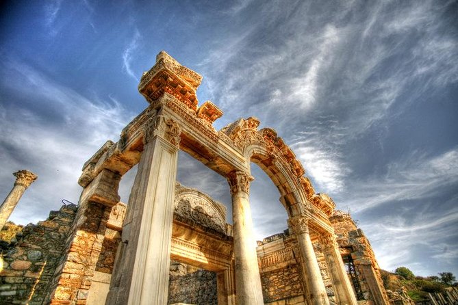 Kuşadası'ndan Efes Özel 5 Saatlik Sahil Gezisi