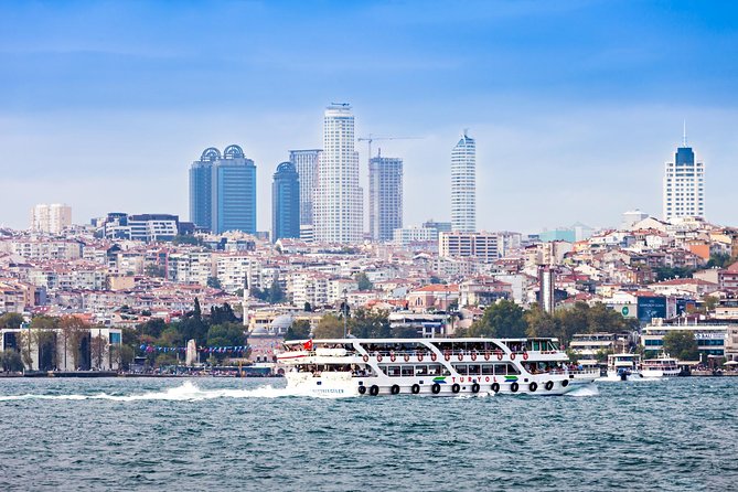 İstanbul Boğaz Turu w / Dolmabahçe Sarayı, Haliç, Özel Rehber