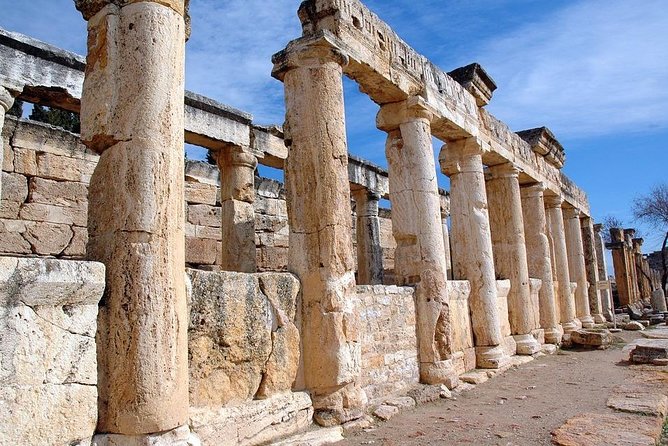 Tour giornaliero di Pamukkale con prelievo dall'aeroporto di Denizli