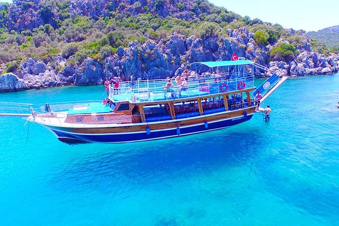 Paseo en barco por Kekova (iglesia de Myra St.Nicholas)