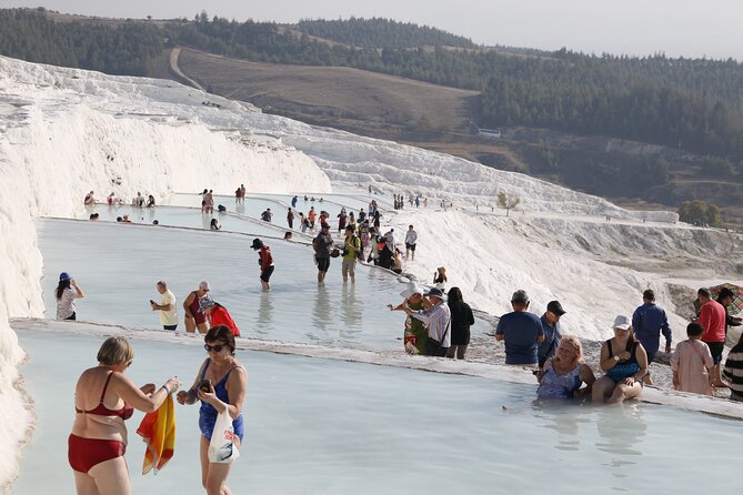 Tour di Pamukkale per piccoli gruppi dagli hotel di Kusadasi o Selcuk