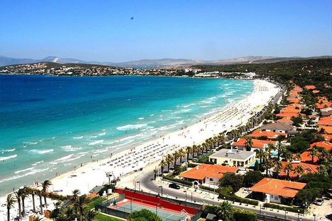 ADB-Transfers vom Flughafen Izmir zu Hotels in Cesme