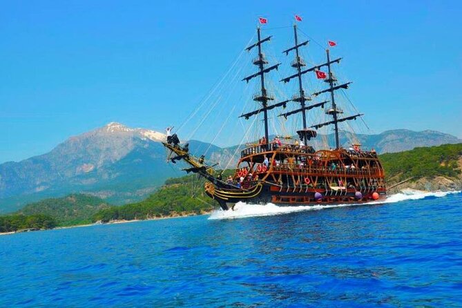 Piraten- und Schaumparty-Bootstour in Antalya