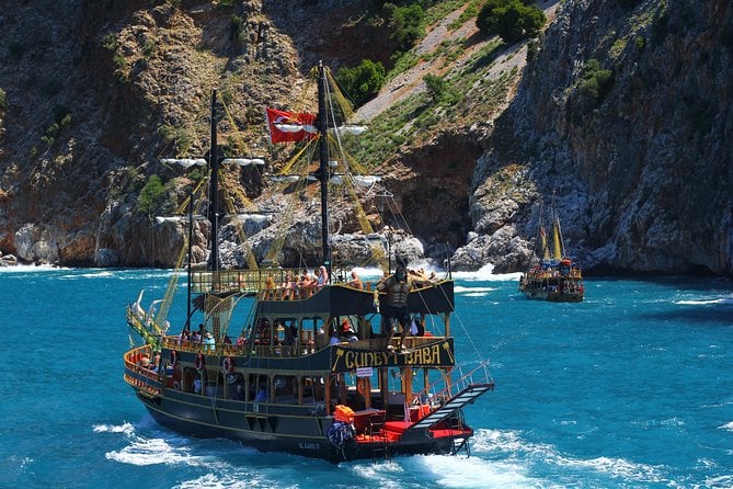 Bateau pirate d'Alanya avec déjeuner et boissons