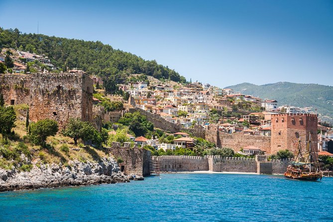 Visite de la ville d'Alanya avec pique-nique au bord de la rivière Dim depuis Side