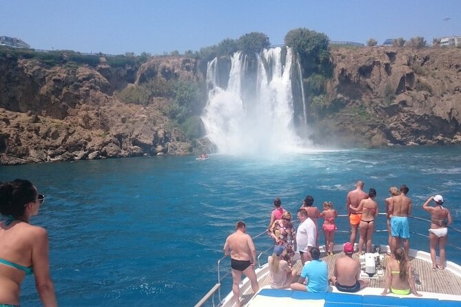 Halbtägige Bootstour zu den Antalya-Wasserfällen ab Belek