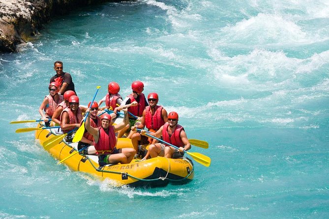 Wildwasser-Rafting im Koprulu Canyon mit Mittagessen ab Belek