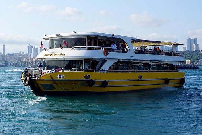 Tour di 120 minuti del Corno d'oro e del Bosforo a Istanbul