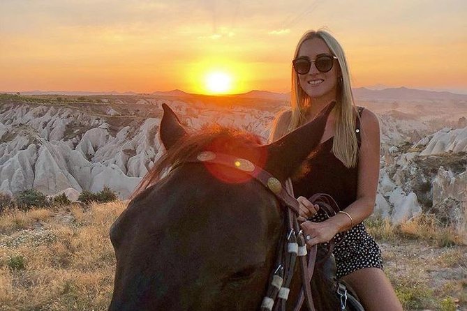 Meilleure excursion à cheval au lever du soleil en Cappadoce - Min.2 pax.