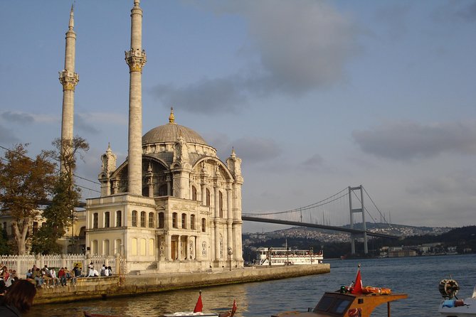 Nachmittags Bosporus-Boots- und Bustour mit der Seilbahn von Pierre Loti Coffee