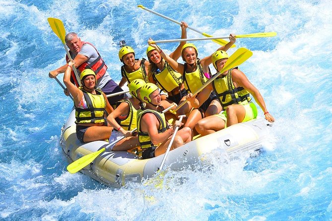 tour de rafting y barranquismo antalya